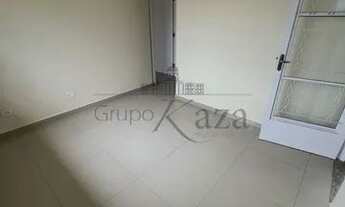 Imagem 3: Jacarei - Casa Padrão - Parque Santo Antonio