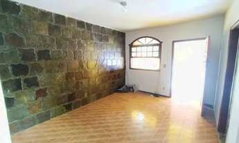 Imagem 3: Casa de 4 quartos para aluguel no Bairro Cachoeirinha