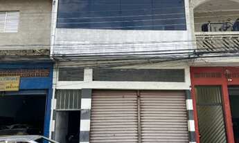 Imagem: Sobrado com ponto comercial