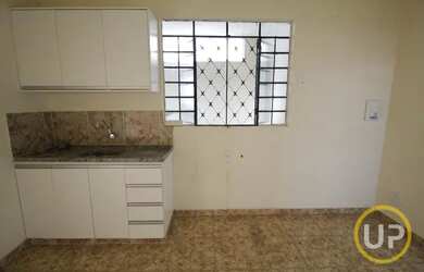 Imagem 14: Casa em Santa Monica 2 qartostos 1 vaga BH R$ 1.330,00