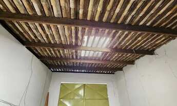 Imagem 2: Galpão Casa com 1 vaga na garagem