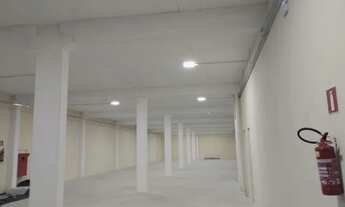 Imagem 4: Galpão Galpão / depósito com 5 vagas na garagem