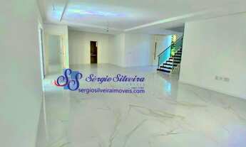 Imagem 4: Casa de condomínio em excelente localização no Eusébio com 5 suítes