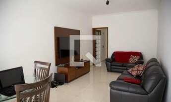 Imagem 2: Casa à Venda - Umuarama, 5 Quartos, 145 m2