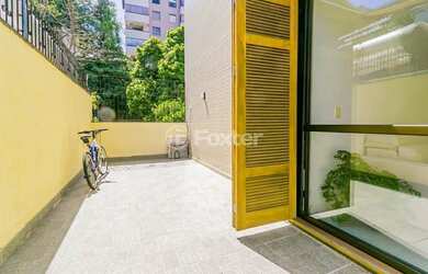 Imagem 5: Apartamento Garden para venda possui 90m² com 2 quartos em Petrópolis - Porto Alegre - RS