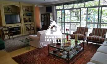 Imagem 2: Na Lagoa, maravilhoso apartamento de 4 quartos (sendo 3 suítes), 2 dependências completas