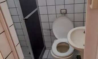 Imagem 2: Alugo casa dois quartos na Amendoeira