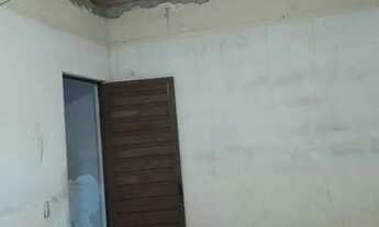 Imagem 3: Vendo 02 casa 01 em cima e outra em baixo,de 02 quartos, 25 mil as 02