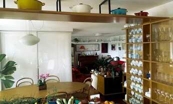 Imagem 2: Apartamento para venda com 162 metros quadrados com 3 quartos em Vila Ipojuca - São Paulo