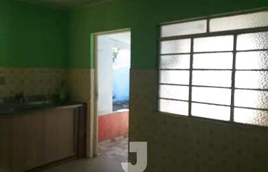 Imagem 4: Casa com três quartos no Jardim Camandocaia ótimo preço