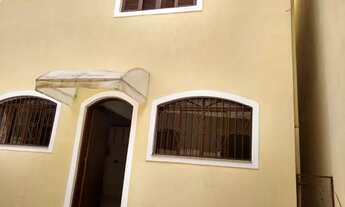 Imagem 2: Sobrado para aluguel e venda com 250 metros quadrados com 3 quartos