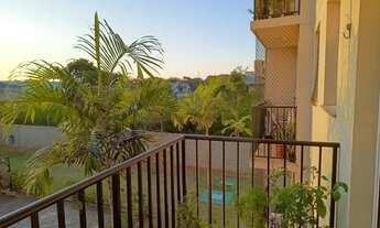 Imagem 2: Apartamento de 2 dormitórios com móveis sob medida, com ambientes integrados, m