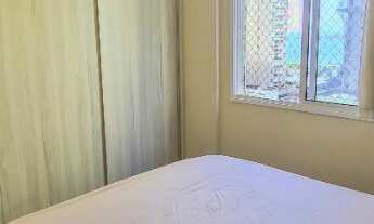 Imagem: 2 quartos de frente, sol da manhã, andar