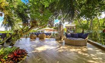 Imagem 4: Mansão à venda com 7 suítes, piscina e vista mar em Búzios!