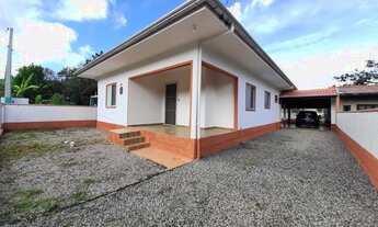 Imagem: Casa com 04 dormitórios em Mariscal