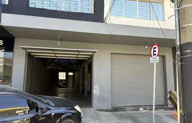 Imagem 3: Alugo sala comercial interessados chama direct que mando vidio de todas as partes