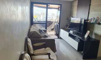 Imagem 4: Lindo apartamento no 4º andar, reformado, com armários nos quartos e cozinha, varanda gour