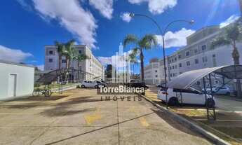 Imagem: Apartamento à Venda com 2 quartos, 1 vaga