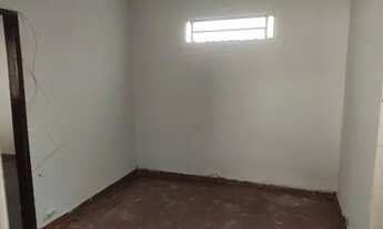 Imagem 3: Aluguel Casa 3 Cômodos e Quintal em Sepetiba