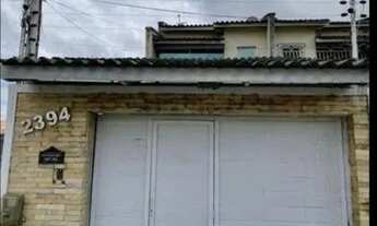 Imagem: Casa na Maraponga,enfrente ao Hospital da