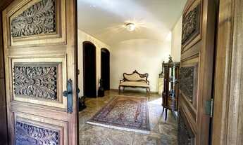 Imagem 4: Casa Clássica Alto Padrão em Condomínio Exclusivo