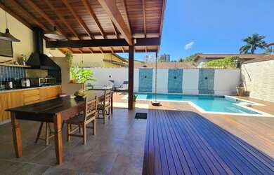 Imagem 7: Casa (Padrão), com 4 quartos e 4 banheiros à Venda, 275 m² em Ubatuba/SP