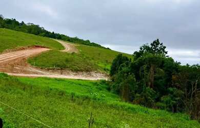 Imagem 5: 85C- CONHEÇA NOSSOS LOTEAMENTOS EM COTIA