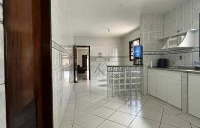 Imagem 3: Oportunidade - Casa Sobrado - Jardim das Indústrias - 4 Dormitórios - 250m²