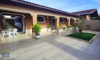 Imagem 2: Casa Térrea Isolada com Edícula - 4 dorms no Total! 6 vagas de garagem!