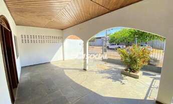 Imagem 2: Casa ampla e bem localizada, disponível para locação na Rua: México, Bairro: Embratel, Por