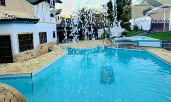 Imagem 2: Casa com piscina, sauna e churrasqueira no Centro de Penedo, Itatiaia- RJ