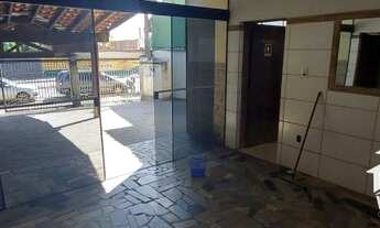 Imagem 6: Casa com salão comercial na Vila Passos a venda