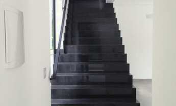 Imagem 3: Casa de condomínio para venda possui 400 metros quadrados com 4 suítes