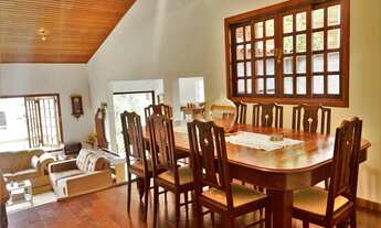 Imagem 3: Excelente casa isolada Condomínio Vila Verde com 480 metros de terreno com piscina e espaç