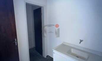 Imagem 6: SALÃO EM UMA DAS RUAS DE MAIOR COMERCIO