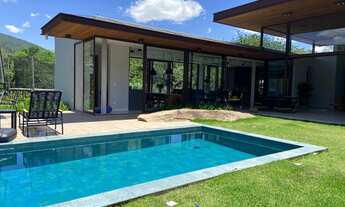 Imagem 4: Casa para venda possui 700 metros quadrados com 4 quartos. Condomínio Flamboyant - Atibaia