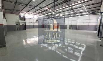 Imagem 4: Galpão 600 m2, pé direito alto, escritórios, mezaninos, vestiários