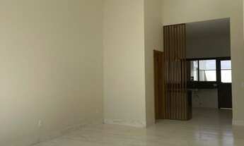 Imagem 2: Linda casa c/3 dormitório c/ suíte e closet- Cond. Jatobá