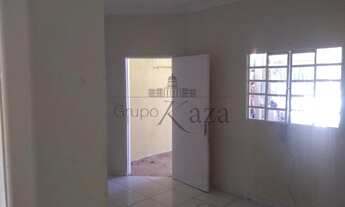 Imagem 6: Casa - Jardim da Granja - 3 Dormitórios sendo 1 Suite - 125m²