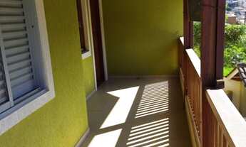 Imagem 4: Sobrado para venda possui 210 m²com 4 quartos em Jardim Maristela - Atibaia - SP