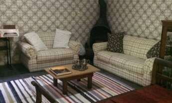 Imagem 6: Sobrado para venda tem 286 metros quadrados com 3 quartos