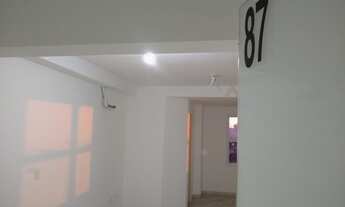 Imagem: SALA COMERCIAL / DEPÓSITOS. P/ VENDAS em