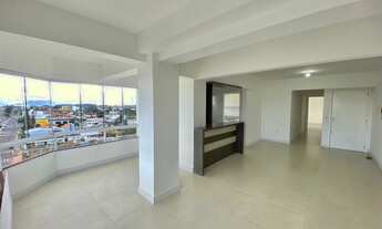 Imagem 3: Na Avenida da Santinha!!