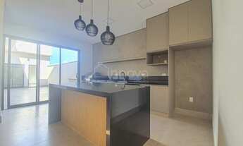 Imagem 4: Casa térrea com 3 quartos, 1 suíte com closet, cozinha com ilha, recém construída