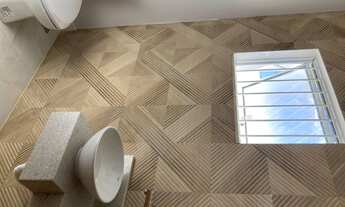 Imagem 7: Casa luxo venda com 220 metros quadrados com 4 quartos , 5 suítes, piscina, churrasqueira