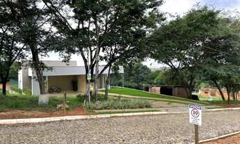 Imagem 7: Lote com 1.500m2 condomínio fechado, arborizado, vista definitiva