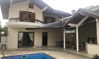 Imagem 1: Casa para venda tem 220 metros quadrados com 3 quartos