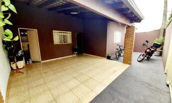 Imagem: Casa à Venda no Jd. Nunes