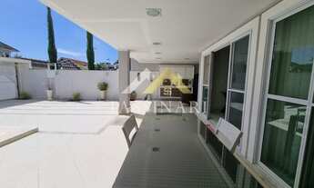 Imagem 2: Casa de condomínio para venda tem 270 metros quadrados com 4 quartos