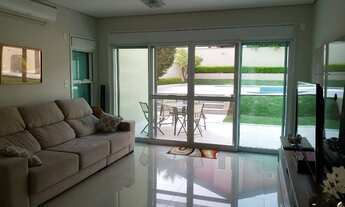 Imagem 3: Casa de condomínio MelVille, para venda possui 624 metros quadrados com 4 quartos